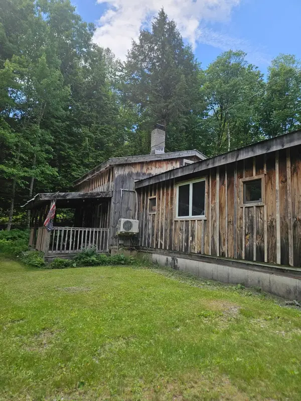 279 North Street, Dover, VT 05341