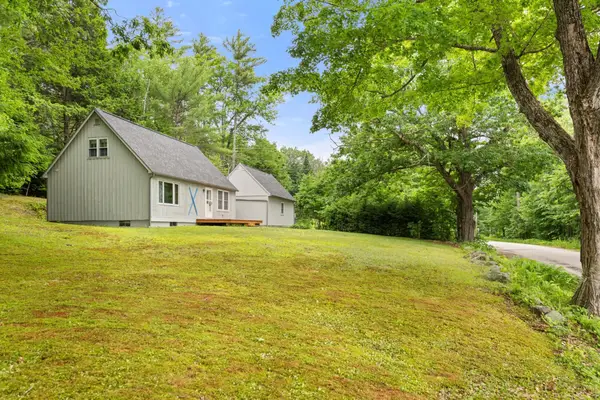 4 Carter Mountain Road, New Hampton, NH 03256