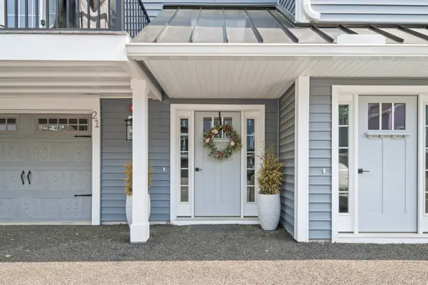 21 Thompson Way, Rye, NH 03870