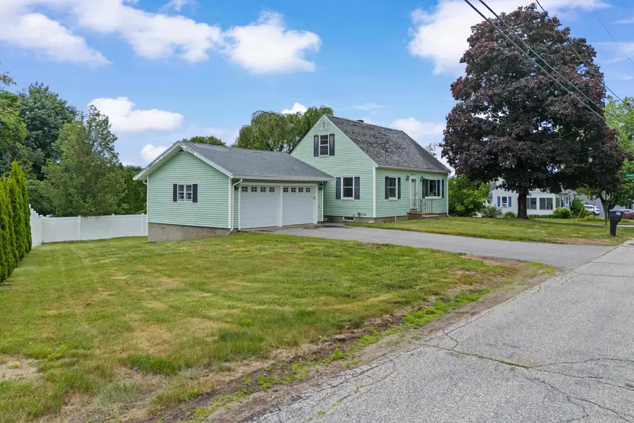 87 Broadway Avenue, Manchester, NH 03104 - #2