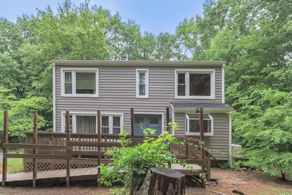 20 Redfield Circle, Derry, NH 03038-4839