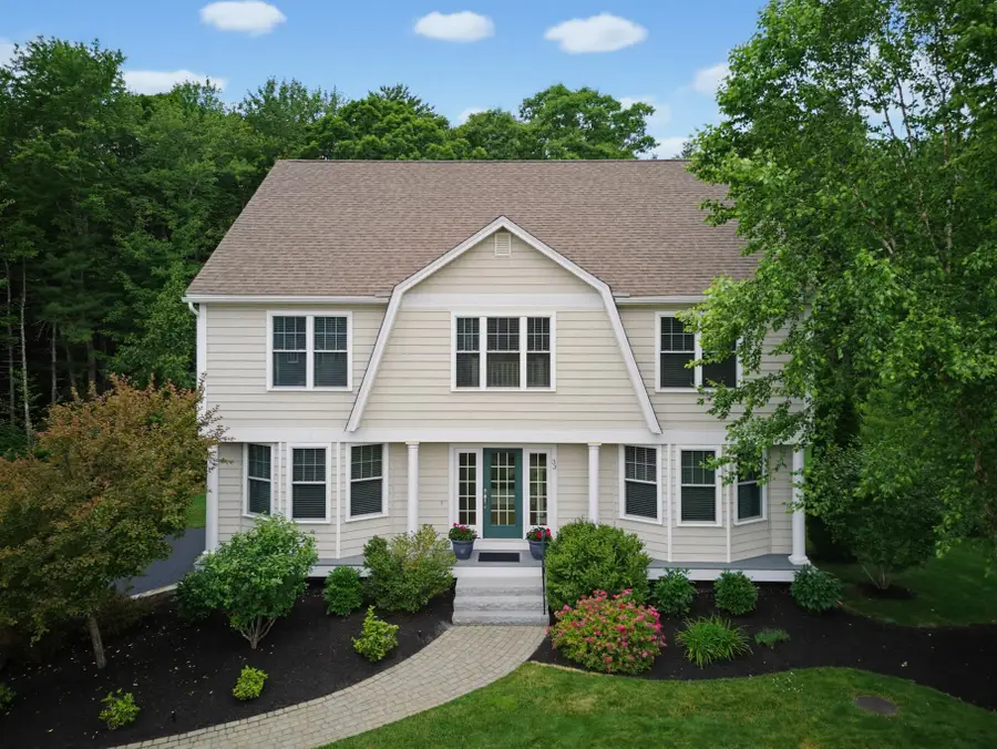 33 Chisholm Farm Drive, Stratham, NH 03885 - #2