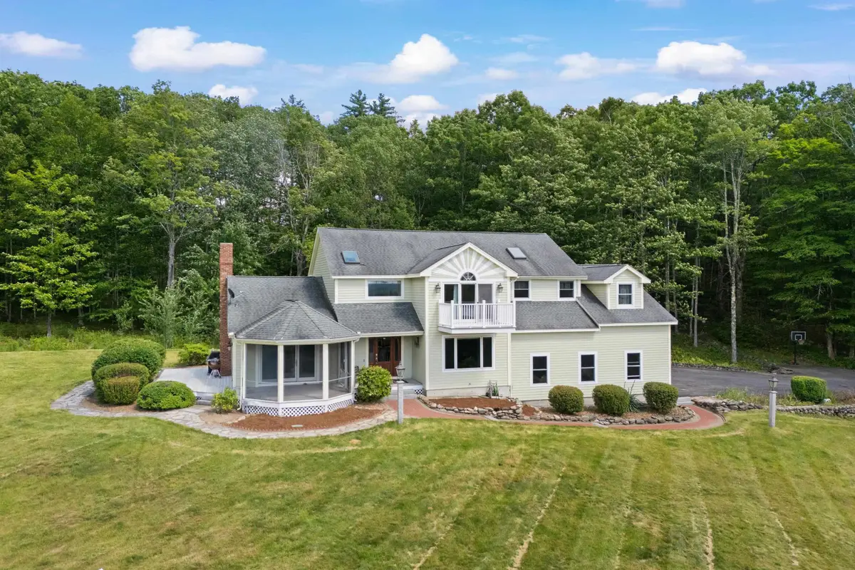 101 Mansion Road, Dunbarton, NH 03046 - #1