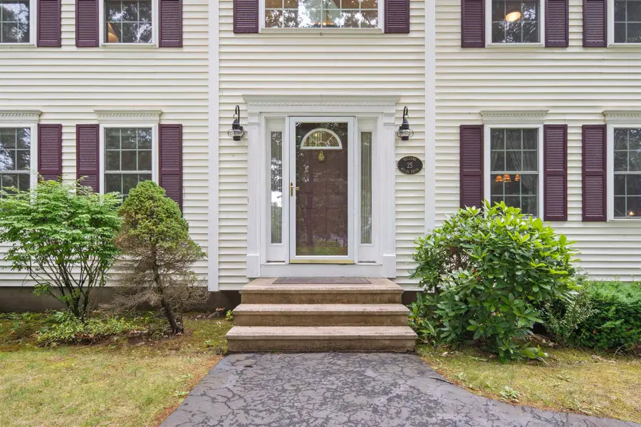 25 Melba Drive, Hudson, NH 03051 - #2