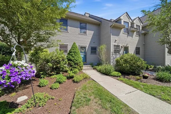 6 Veterans Road #13, Amherst, NH 03031