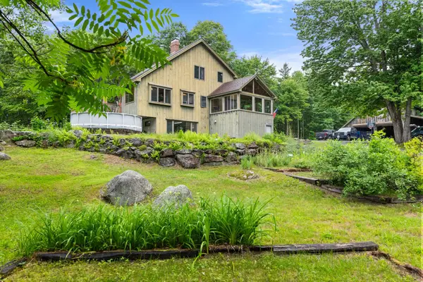 239 New Hampshire Route 104, Danbury, NH 03230