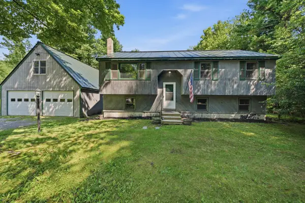 21 Evergreen Drive, Goffstown, NH 03045