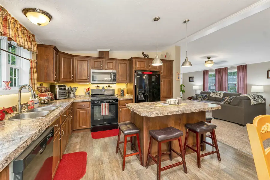 35 Mansfield Woods Way, New Hampton, NH 03256 - #3