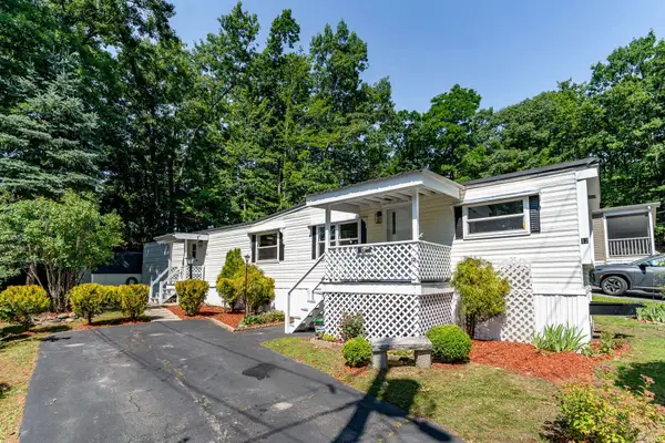 12 Pearl Court, Merrimack, NH 03054