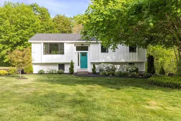 29 Frontier Street, Rye, NH 03870