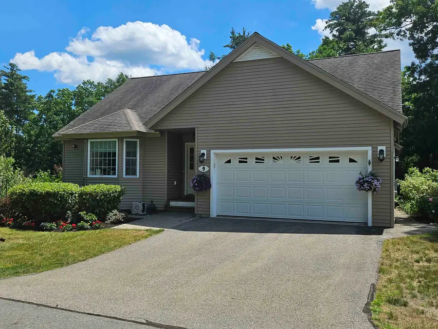 9 Hemlock Drive, Newton, NH 03858 - #2