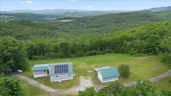 1822 Woodchuck Hollow Road, Washington, VT 05675