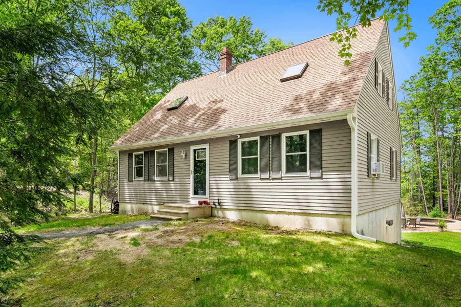 9 Pondview Road, Weare, NH 03281 - #3