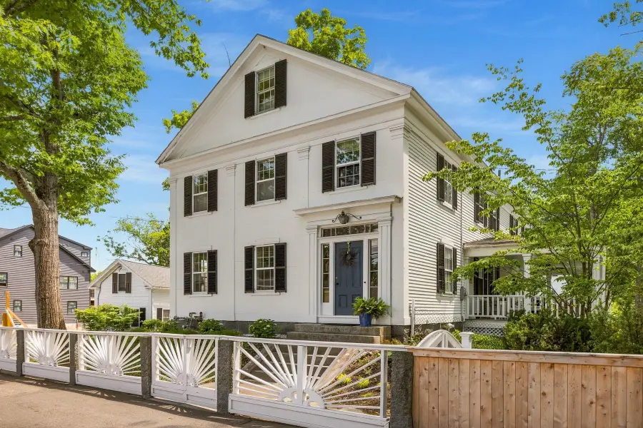 60 Main Street, Exeter, NH 03833 - #2