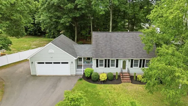14 MacDonald Drive, Nashua, NH 03062