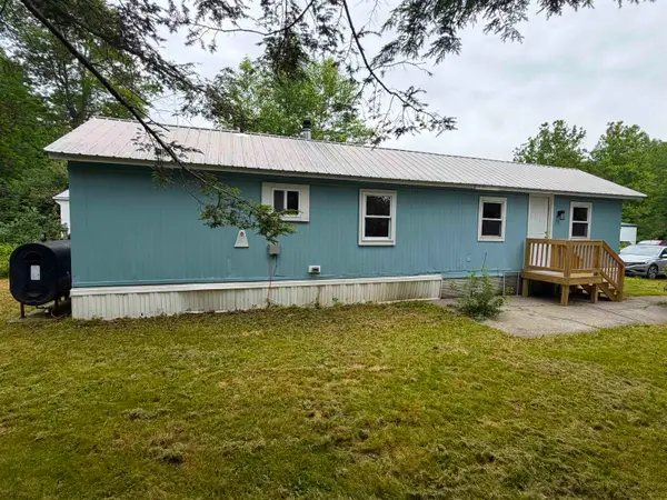 22 Valley Road, Brattleboro, VT 05301