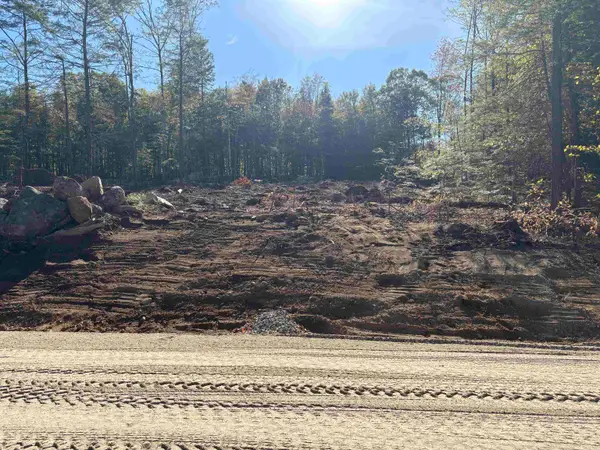 27 Sugarloaf Drive #14, Ossipee, NH 03814