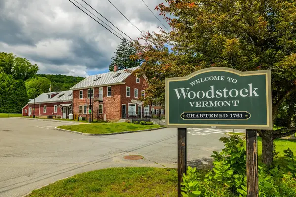 2706 East Woodstock Road, Woodstock, VT 05091