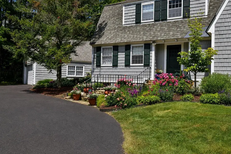 258 Chester Rd Road, Grafton, VT 05146 - #2