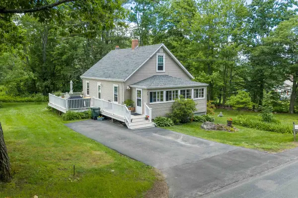 73 Old Prescott Hill Road, Laconia, NH 03246