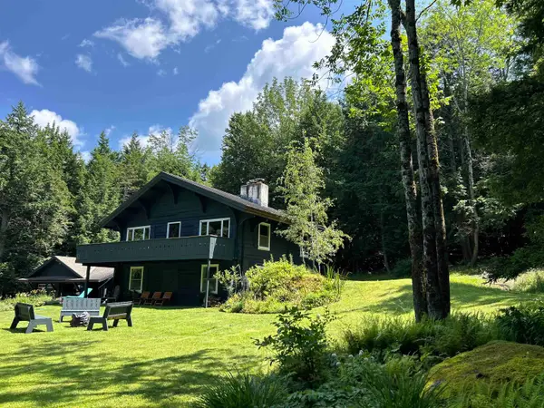 528 Pinnacle Road, Stowe, VT 05672