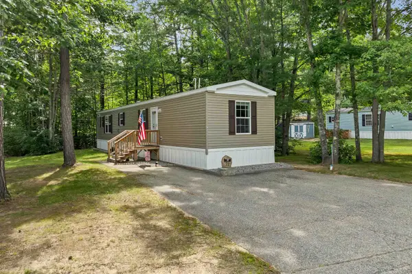 72 Buckingham Drive, Conway, NH 03860