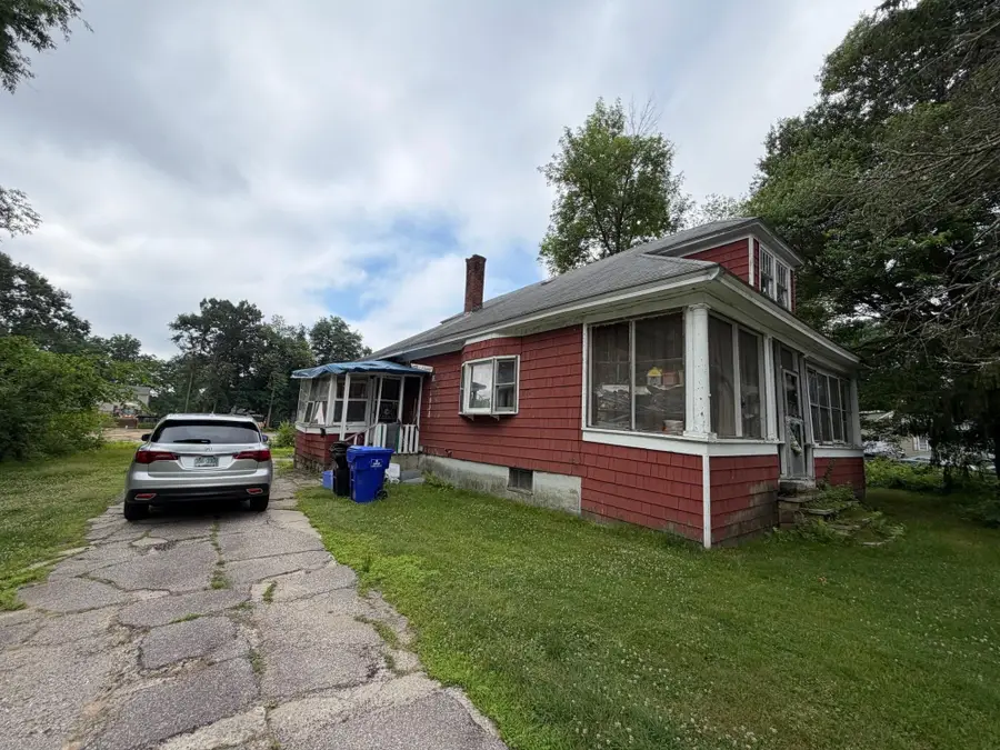 28 Merrimack Street, Hudson, NH 03051 - #3