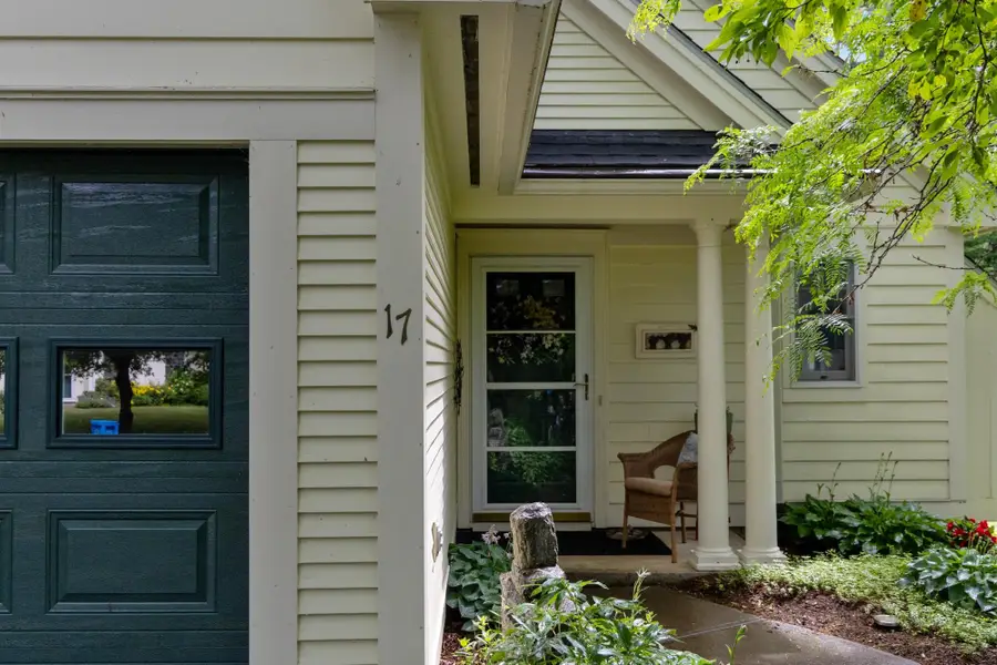 17 Eastman Farm Road, Burlington, VT 05408 - #3