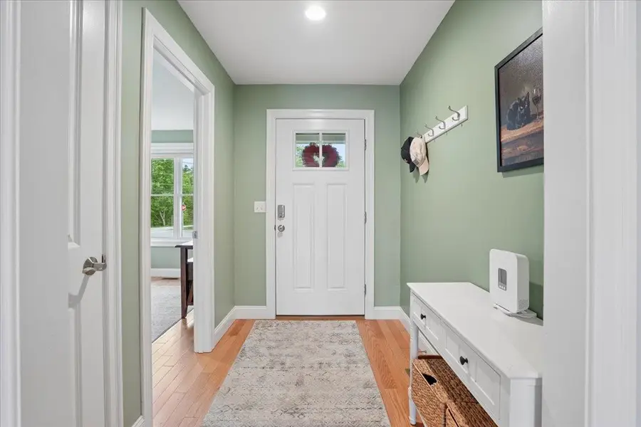 28 Pasture Lane, Nashua, NH 03062 - #3