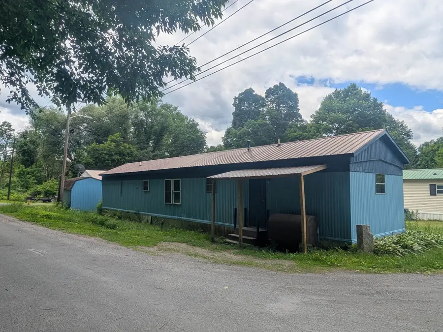 8 Great Meadows Park, Charlestown, NH 03603 - #2