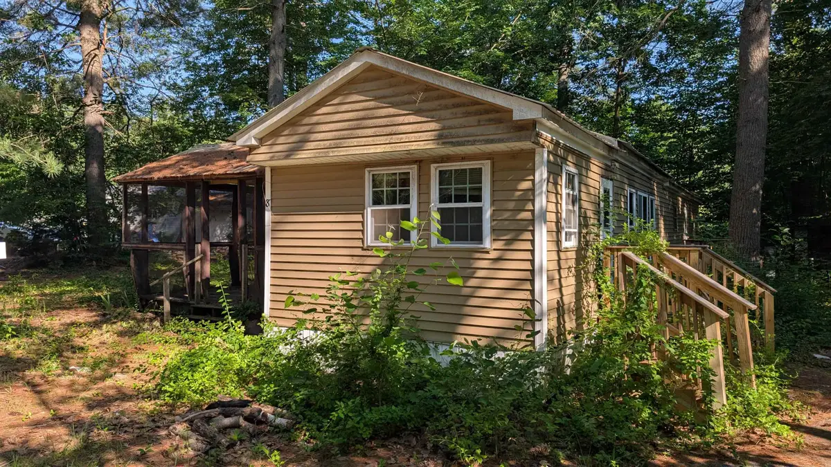 8 Hubbard Road, Deering, NH 03244 - #1
