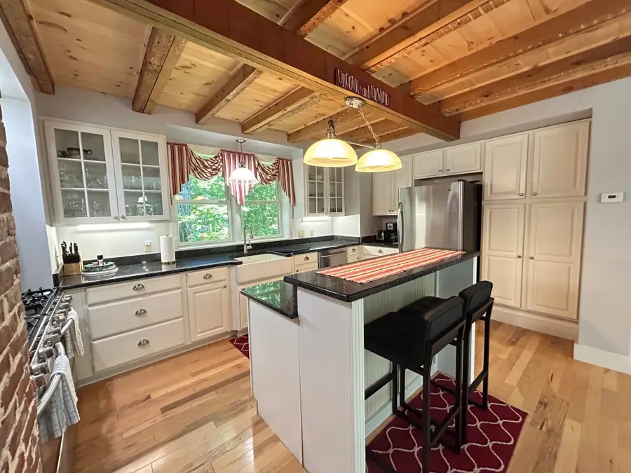 146 N Main Street, Wolfeboro, NH 03894 - #2