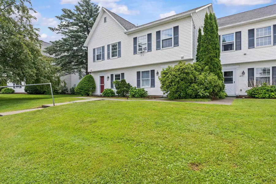 423 Westview Circle, Williston, VT 05495 - #3
