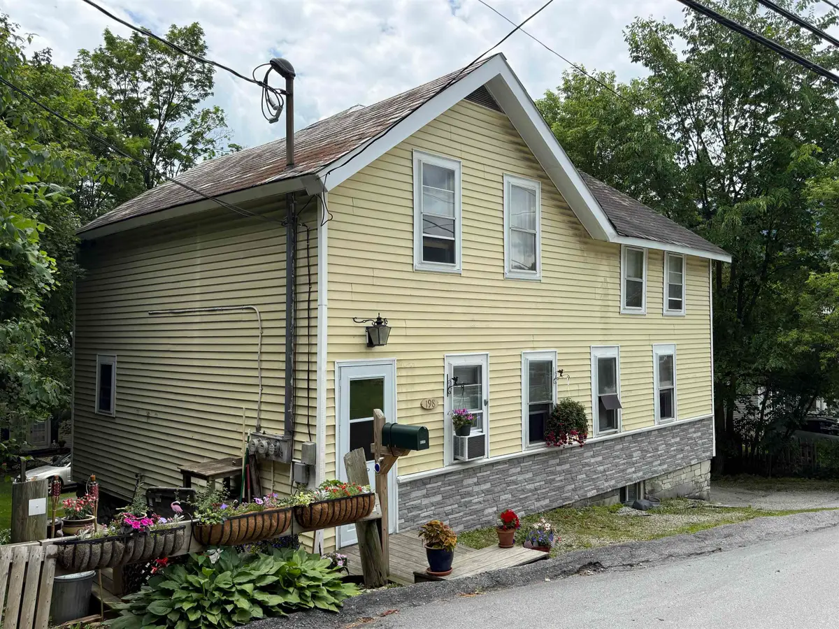 198 Elm Street, Manchester Center, VT 05255 - #1