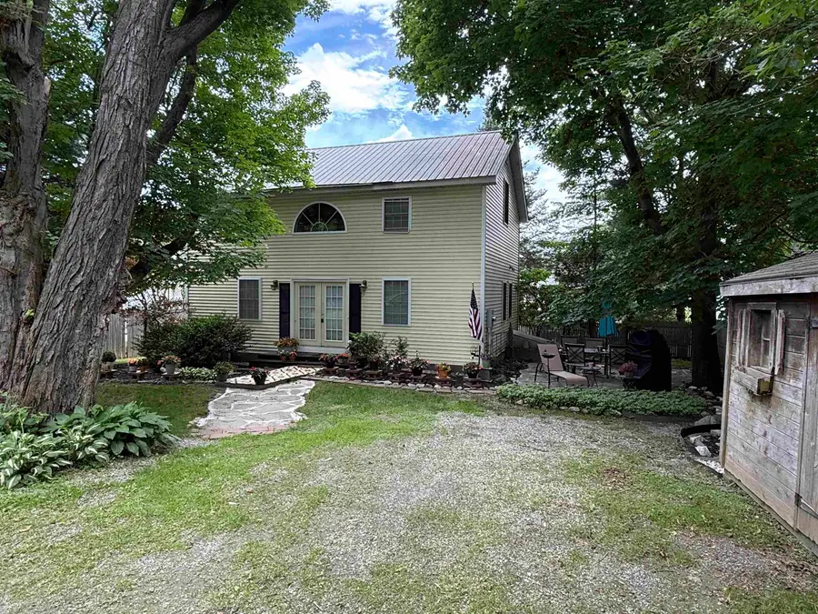 198 Elm Street, Manchester Center, VT 05255 - #2