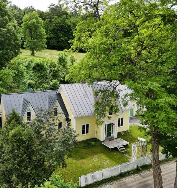 23 Short Street, Corinth, VT 05039