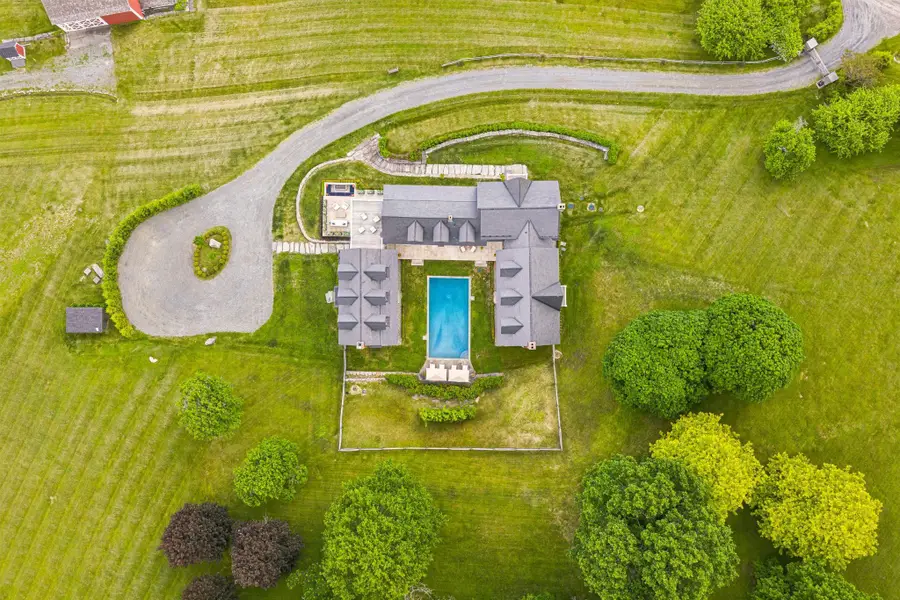 3147 Mount Hunger Road, Barnard, VT 05091 - #2