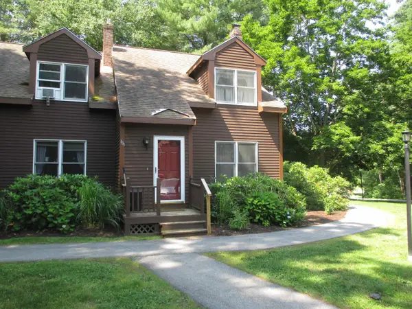 101 Bellamy Woods Road, Dover, NH 03820