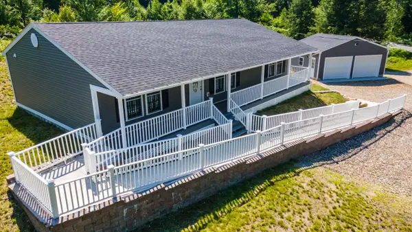 54 Deacons Lane, Troy, NH 03465