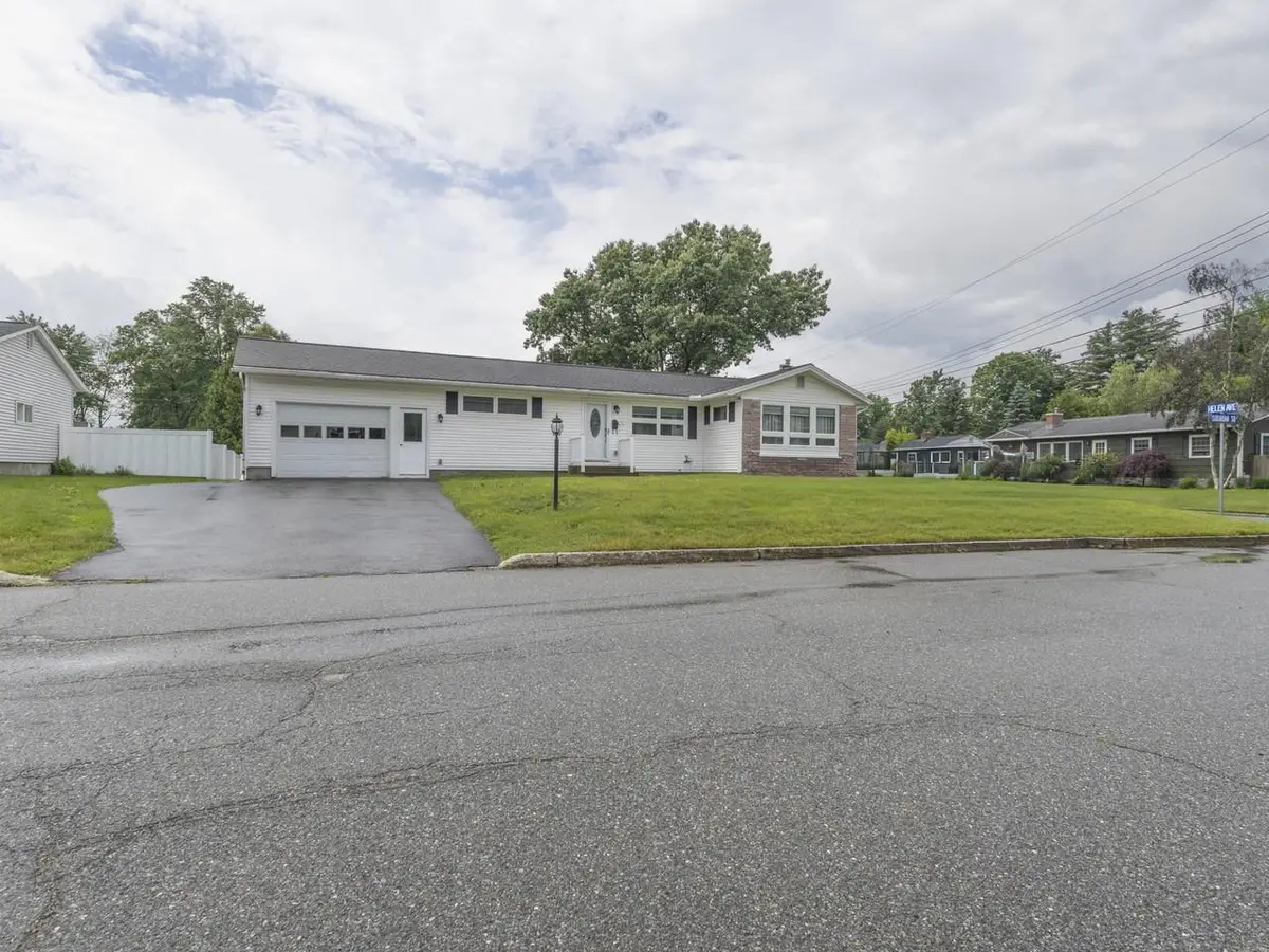 42 Suburban Square, South Burlington, VT 05403 - #1