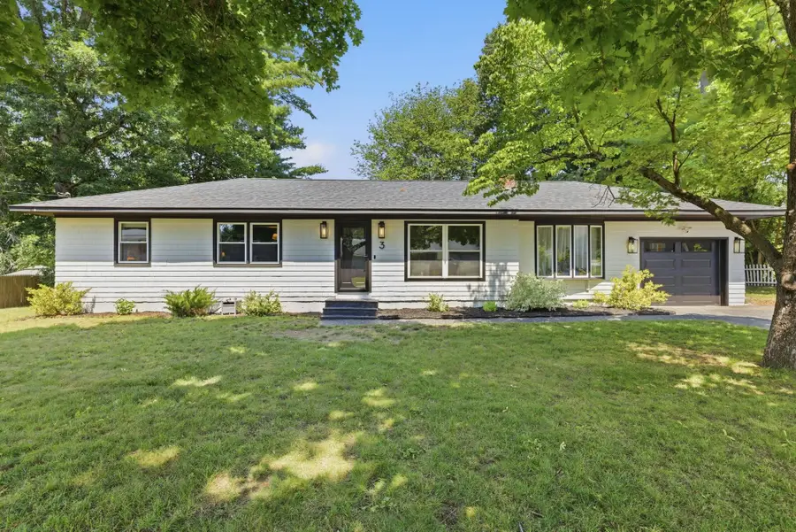3 Sycamore Street, Hudson, NH 03051 - #2