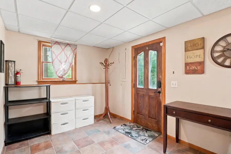 25 Pinewood Loop, Sandown, NH 03873 - #3