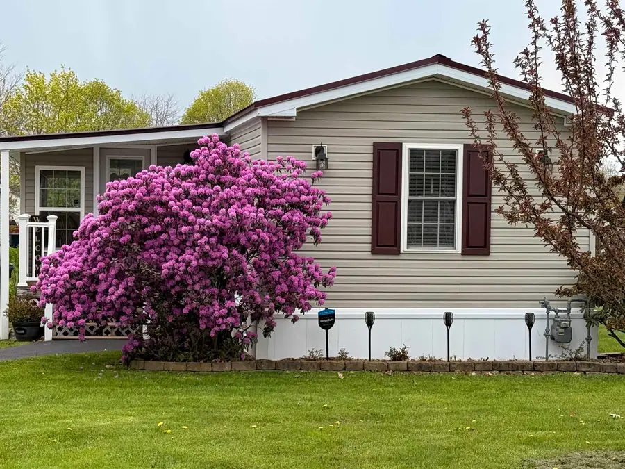 37 James Circle, Saint Albans, VT 05478 - #2