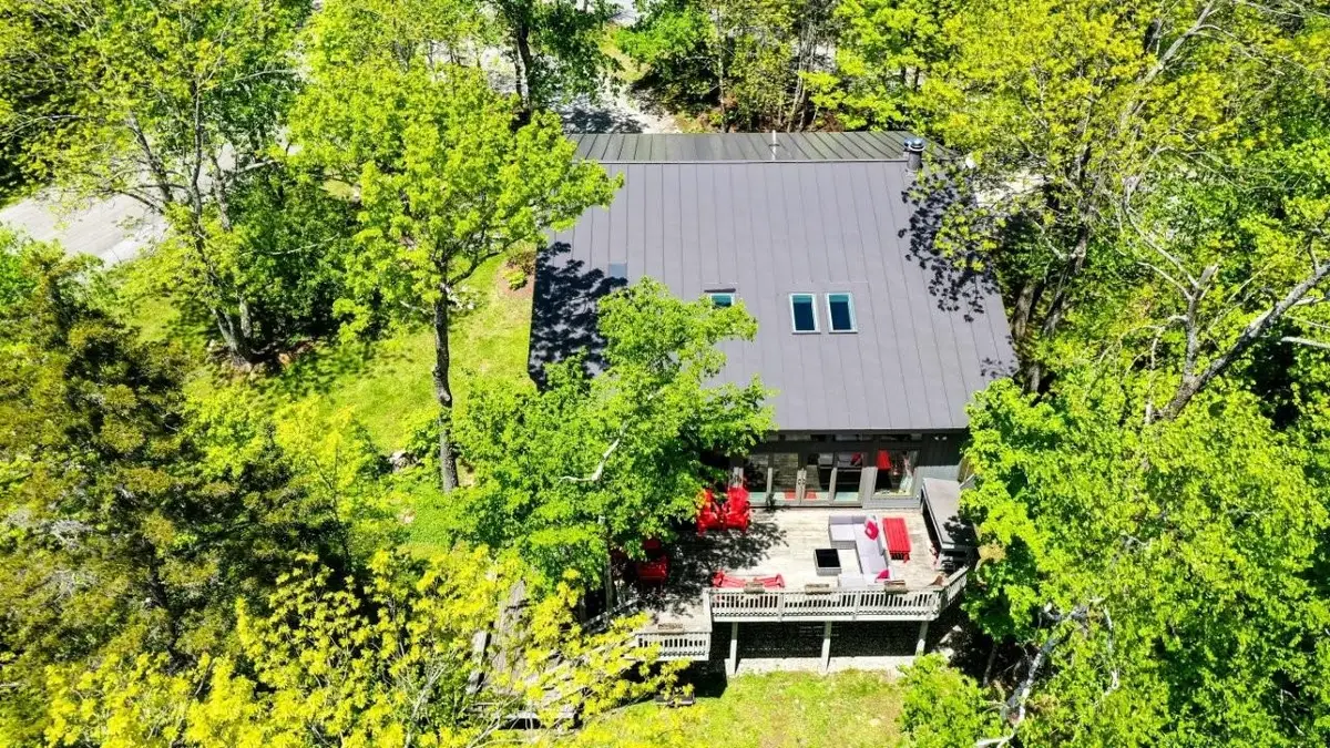 20 Blackberry Lane, Peru, VT 05152 - #1