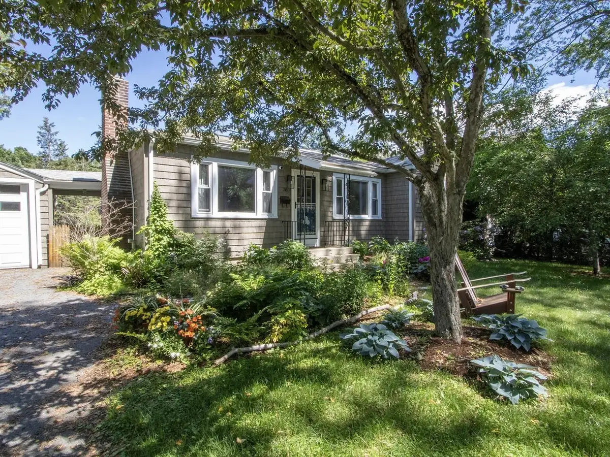 36 Elsom Parkway, South Burlington, VT 05403 - #1