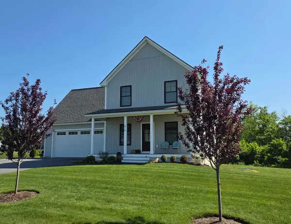 416 Blane Circle, Pembroke, NH 03275