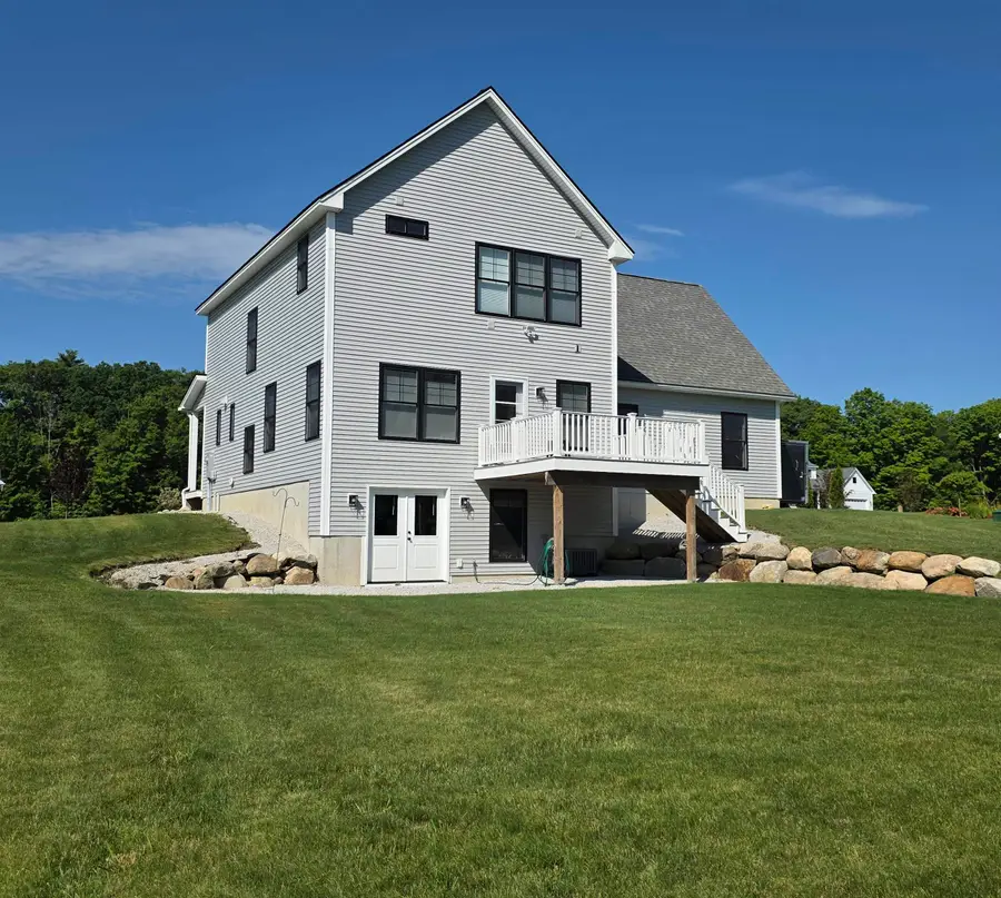 416 Blane Circle, Pembroke, NH 03275 - #2