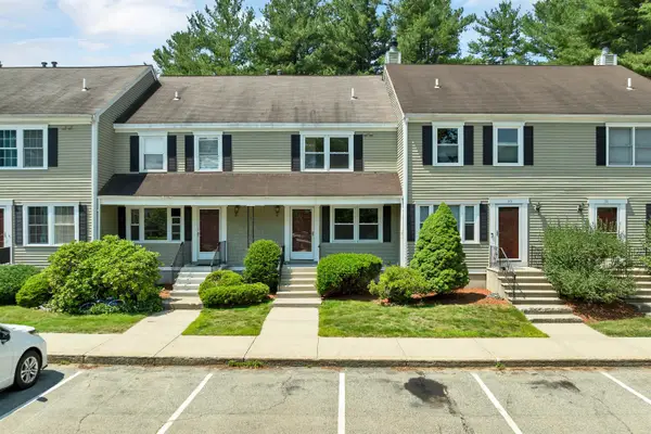 48 Cadogan Way, Nashua, NH 03062