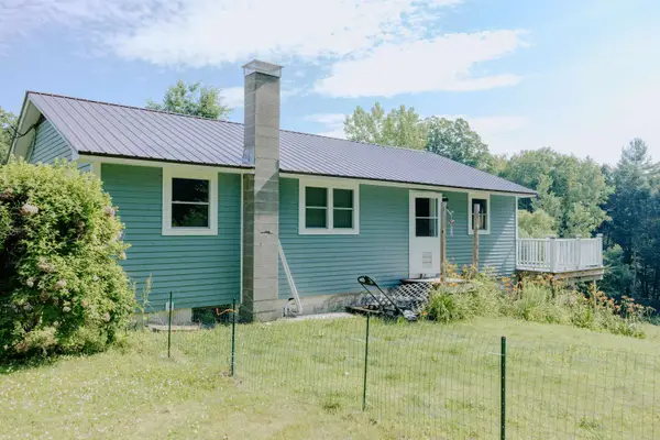 253 Farnsworth Circle, Westminster, VT 05158