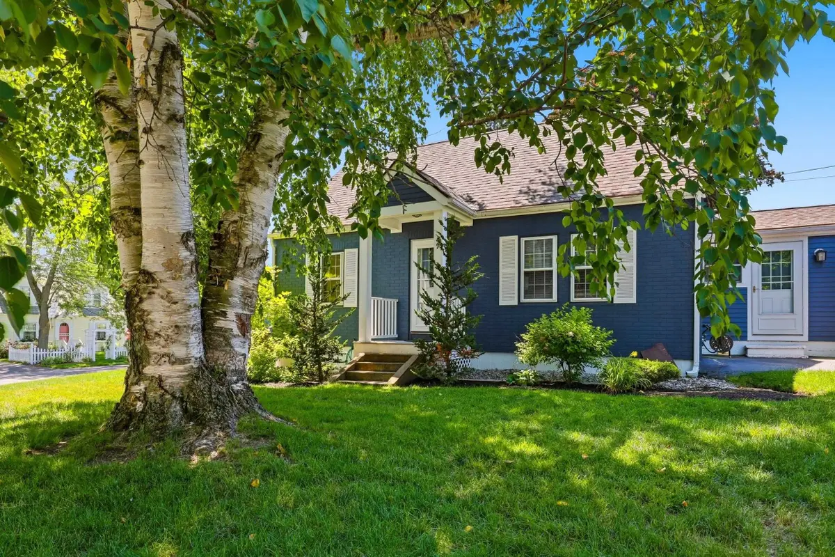 49 Aurore Avenue, Manchester, NH 03109 - #1